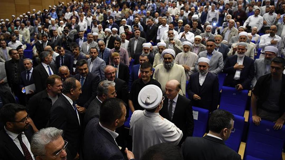 “Diyarbakır’ın ruhu İslam’dır. Hiç kimse bu şehrin kalbini ve ruhunu bozamaz, bozamayacaktır…”