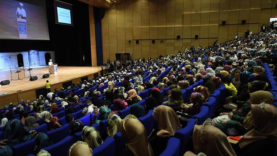 “Diyarbakır’ın ruhu İslam’dır. Hiç kimse bu şehrin kalbini ve ruhunu bozamaz, bozamayacaktır…”