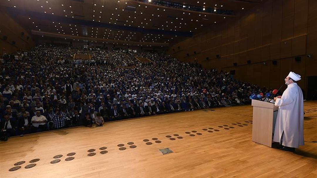 “Diyarbakır’ın ruhu İslam’dır. Hiç kimse bu şehrin kalbini ve ruhunu bozamaz, bozamayacaktır…”