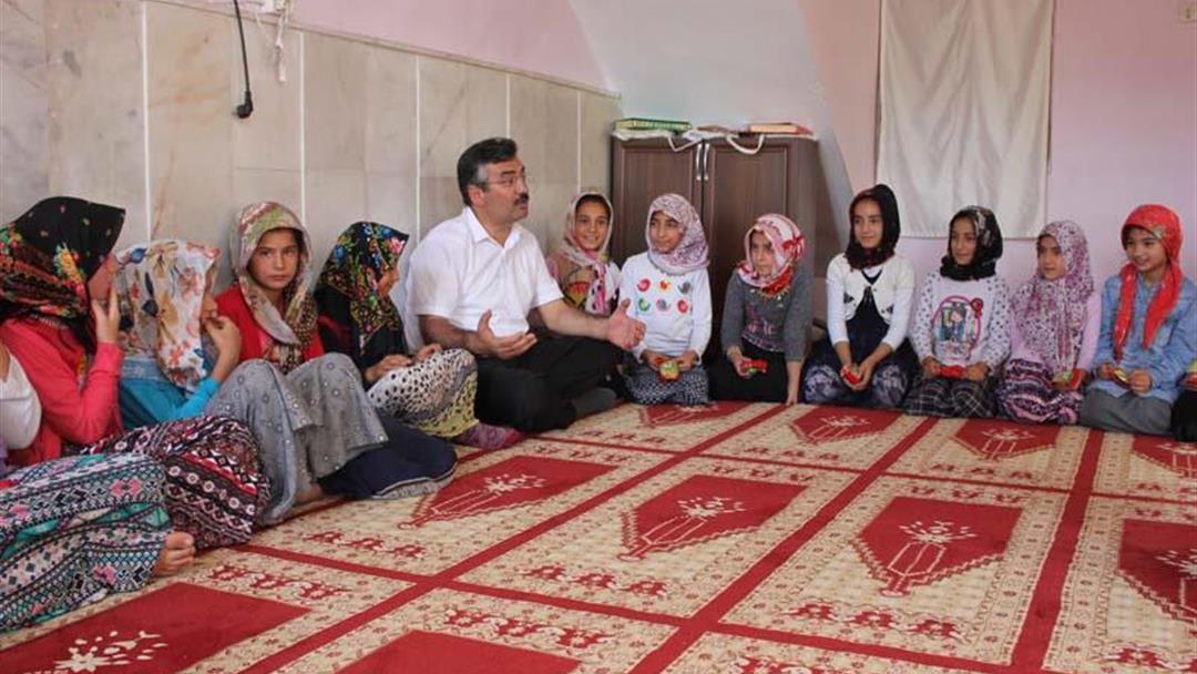 Thousands of children met with the Quran in the Southeast