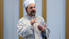 Diyanet İşleri Başkanı Erbaş, sabah namazında gençlerle buluştu...