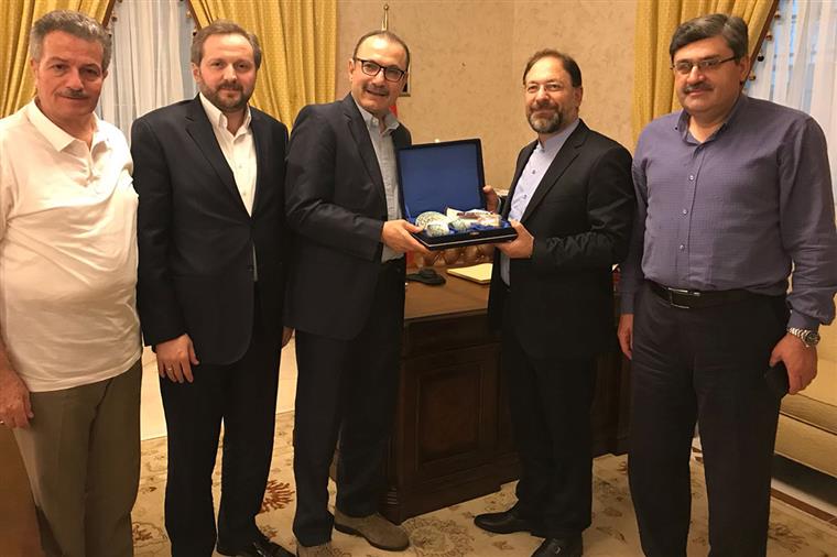 Diyanet İşleri Başkanı Erbaş, İİT Nezdinde Türkiye Daimi Büyükelçisi Şen’i ziyaret etti