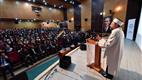 “İslam’la ilgili yazan, konuşan, haber yapan herkes daha dikkatli olmak zorundadır”