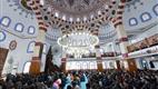 Diyanet İşleri Başkanı Prof. Dr. Ali Erbaş, Şehitler Camii’nde “Şehitlik ve Gazilik” konulu hutbe irad etti