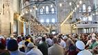 Diyanet İşleri Başkanı Erbaş Fatih Camii'nde hutbe irad etti