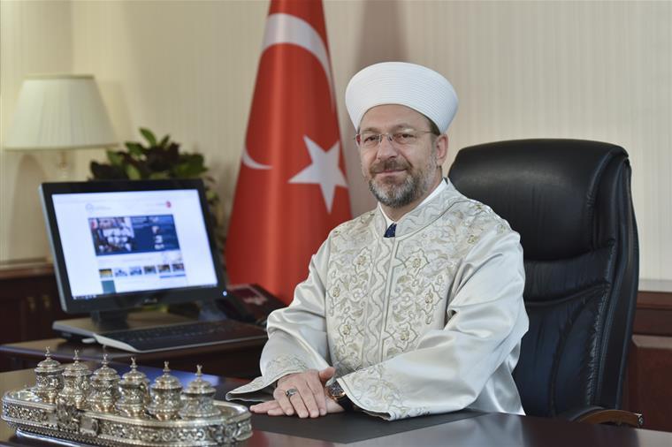 Diyanet İşleri Başkanı Erbaş,“Mevlid Kandili Özel Programı”  için KKTC’ye gitti