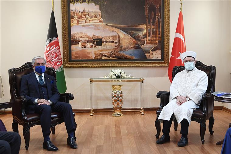 Diyanet İşleri Başkanı Erbaş, Afganistan Milli Uzlaşı Yüksek Konseyi Başkanı Abdullah ile görüştü
