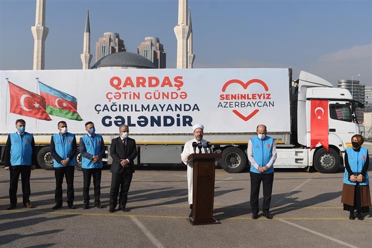 “Yükü kardeşlik olan tırlarımız, inşallah selametle Azerbaycan’a ulaşacaktır”