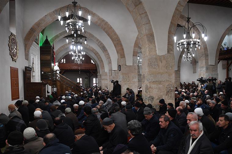 Diyanet İşleri Başkanı Erbaş, Kahramanmaraş Ulu Camii’nde hutbe irad etti