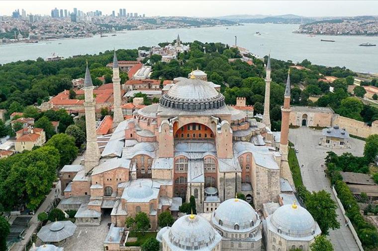 Diyanet İşleri Başkanı Erbaş: “86 yıllık hasret sona erdi”