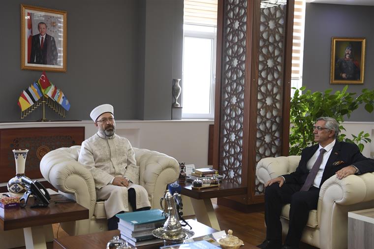 Diyanet İşleri Başkanı Erbaş, Kırgızistan’da