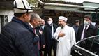 Diyanet İşleri Başkanı Erbaş, Oş Üniversitesi İlahiyat Fakültesi’ni ziyaret etti