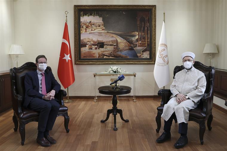 “İbadethanelere yönelik saldırıların önlenmesi için her türlü gayret gösterilmeli”