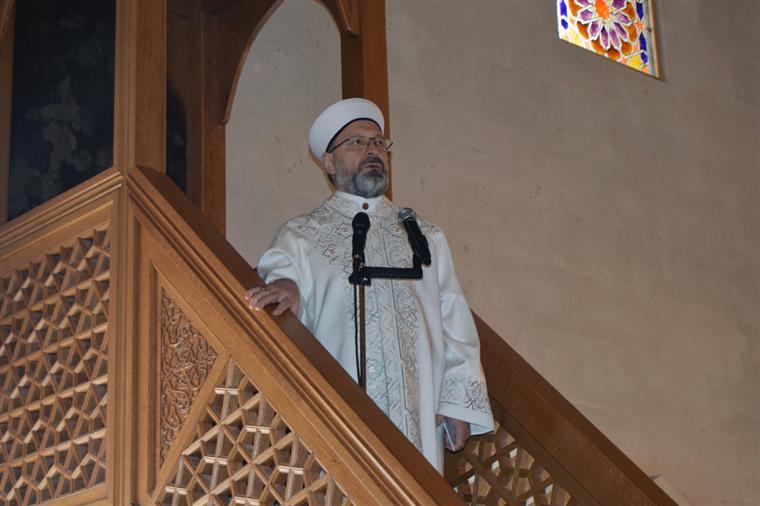Diyanet İşleri Başkanı Erbaş, Afyonkarahisar’da hutbe irad etti