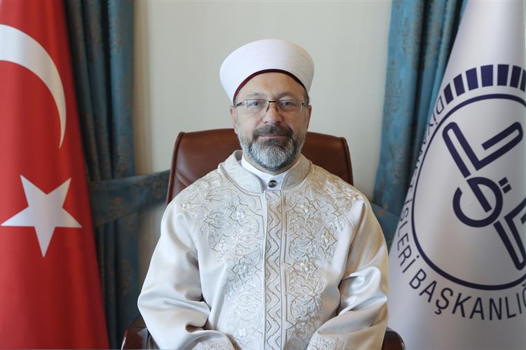 “Bilgi üreten ve yayıncılık yapanlar, dijital dünya ile ilişkilerini sürekli güncel tutmalıdır”