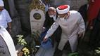 Diyanet İşleri Başkanı Erbaş, 15 Temmuz şehitleri için Kur’an okudu, dua etti