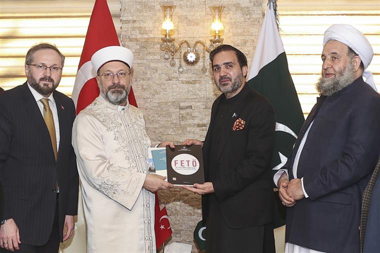 Diyanet İşleri Başkanı Erbaş, Pakistan Senatosu Başkan Vekilini ziyaret etti