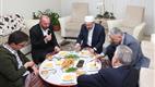 Diyanet İşleri Başkanı Erbaş, sahurda Ünal ailesinin evine konuk oldu