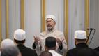 Diyanet İşleri Başkanı Erbaş, sabah namazında öğrencilerle buluştu