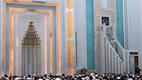 Diyanet İşleri Başkanı Erbaş, Ahmet Hamdi Akseki Camii’nde hutbe irad etti 