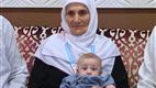 Diyanet İşleri Başkanı Erbaş, en küçük ve en yaşlı hacı adaylarıyla buluştu