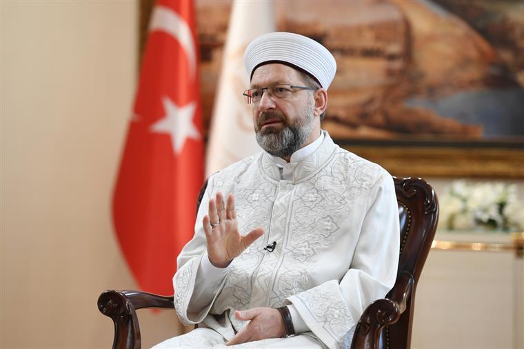 Diyanet İşleri Başkanı Erbaş’tan sigarayı bırakma çağrısı