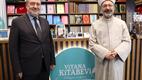 Diyanet İşleri Başkanı Erbaş, Viyana’da ATİB Kitabevi’ni ziyaret etti