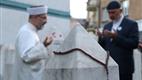 Diyanet İşleri Başkanı Erbaş, Bosna Hersek'te şehit öğrencisinin kabrini ziyaret etti