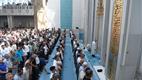 Diyanet İşleri Başkanı Erbaş, Ahmet Hamdi Akseki Camii’nde hutbe irad etti