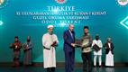 11. Uluslararası Kur’an-ı Kerim’i Güzel Okuma Yarışması’nda dereceye girenler, ödüllerini Cumhurbaşkanımız Erdoğan’ın elinden aldı